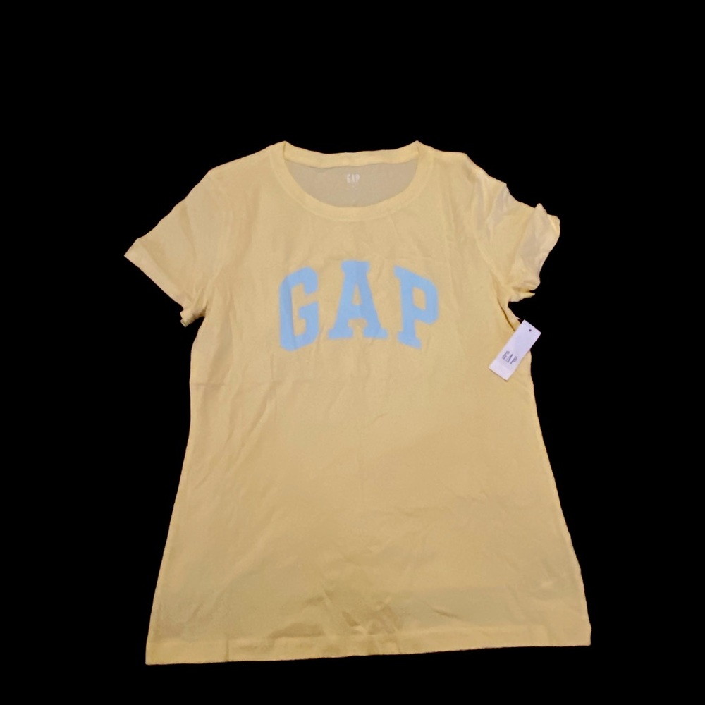 BRAND NEW GAP Womens Tshirt
